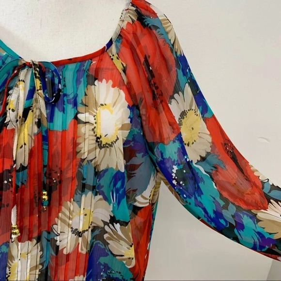 Charter Club Woman's Tunic‎ 1X  Red  Blue Floral - Picture 5 of 12
